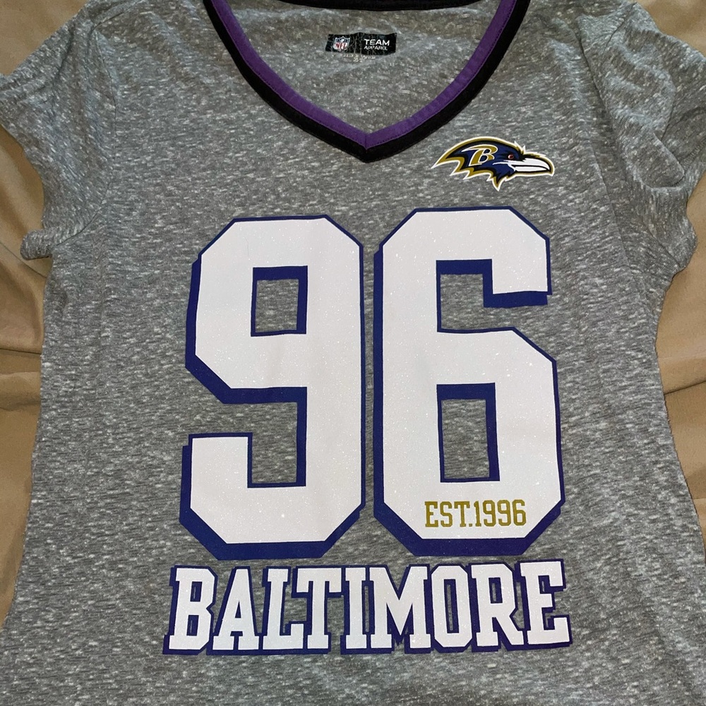 Girls raven fan shirt